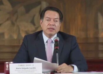 Mario Delgado admite falta de diálogo tras adelantar el cierre del ciclo escolar y modificar el calendario
