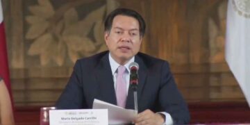 Mario Delgado admite falta de diálogo tras adelantar el cierre del ciclo escolar y modificar el calendario