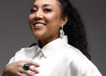 Michelle Rodríguez alerta por hackeo al celular de su mamá