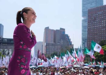 Miles respaldan a Claudia Sheinbaum en plazas y recintos de todo México a dos años de su triunfo