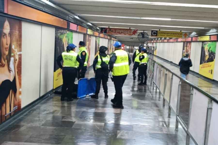 Mujer pierde la vida en estación Tacuba del Metro de la Ciudad de México