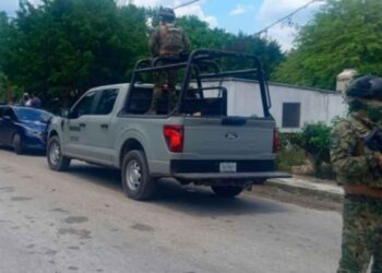 os dos hombres, de nacionalidad mexicana, fueron resguardados bajo un fuerte dispositivo de seguridad en las instalaciones de la subsede de la Fiscalía General de la República, en la cabecera municipal de Escárcega.
