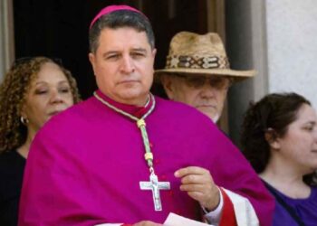 Papa León XIV designa a ex indocumentado salvadoreño como obispo en Estados Unidos