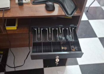 Roban mercancía y causan daños en boutique de Tampico, Tamaulipas