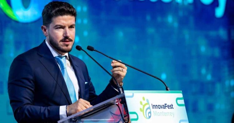 Samuel García en Nuevo León gobierno