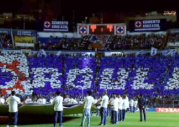 Sangre Azul sorprende con mosaico