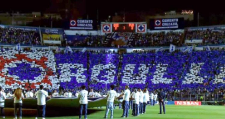 Sangre Azul sorprende con mosaico