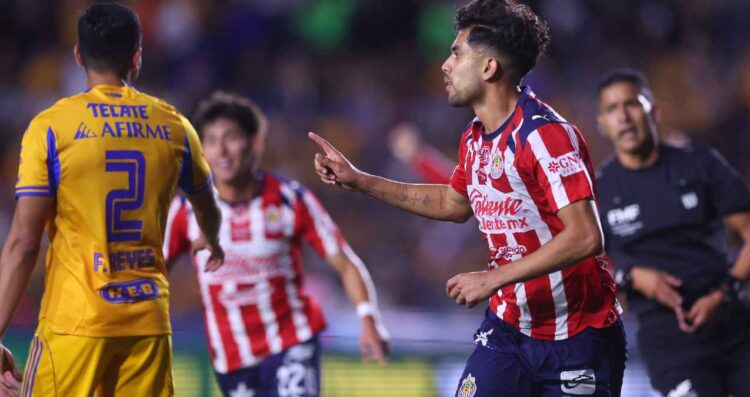Tigres reacciona en el Volcán, vence a Chivas y se acerca a semifinales