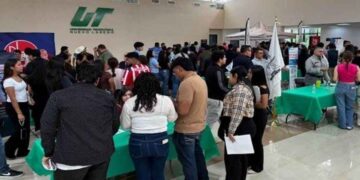 UTNL realiza Feria de Empleo con más de 300 estudiantes en Nuevo Laredo, Tamaulipas