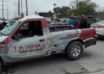 Volcadura deja daños y golpes leves en Matamoros, Tamaulipas