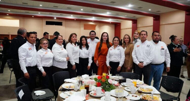 bono económico maestros Nuevo Laredo