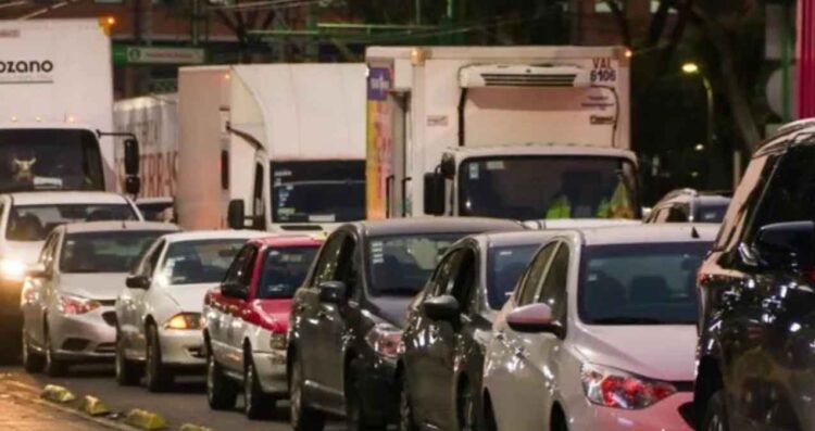 carros sábado en CDMX y Edomex