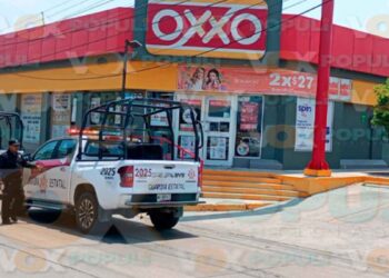 La llegada de un cliente frustra asalto en Oxxo de Ciudad Madero, Tamaulipas