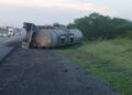derrame de combustible en carretera Llera