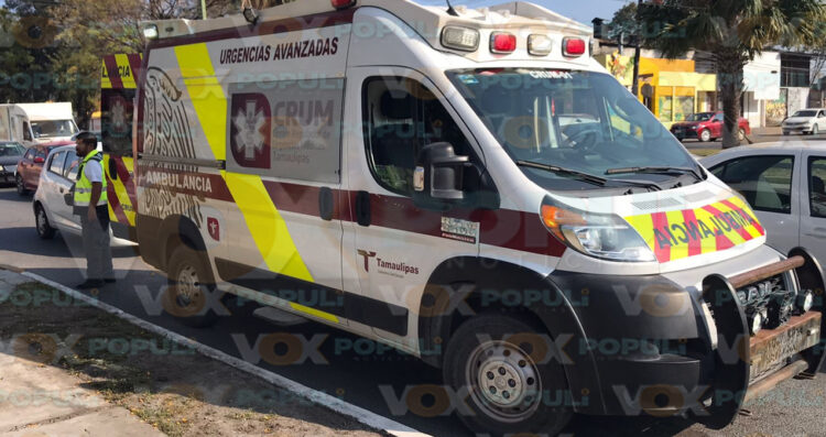 Hombre hospitalizado en Victoria