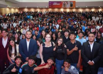 estudiantes Foro Juventudes 2026