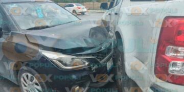 fuerte choque camionetas en Tampico