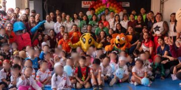 infancia entorno universitario UAT
