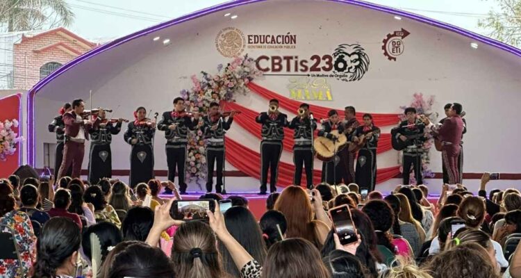 mariachi del CBTis 236