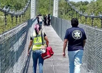 mujer puente Xicoténcatl