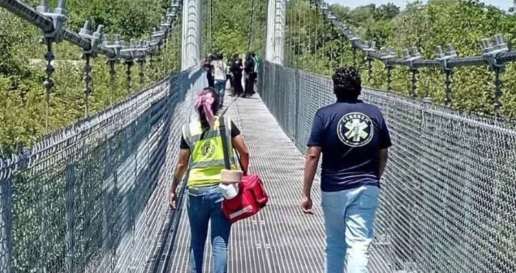 mujer puente Xicoténcatl
