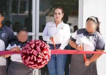obras en preparatoria al poniente Nuevo Laredo
