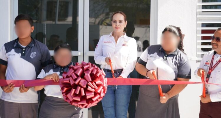 obras en preparatoria al poniente Nuevo Laredo