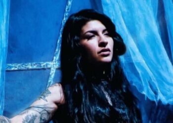 ¿Cazzu lanzó fuerte mensaje para "Ventaneando" en pleno concierto?