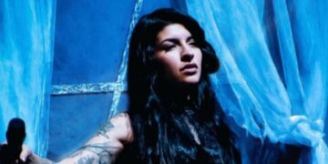 ¿Cazzu lanzó fuerte mensaje para "Ventaneando" en pleno concierto?