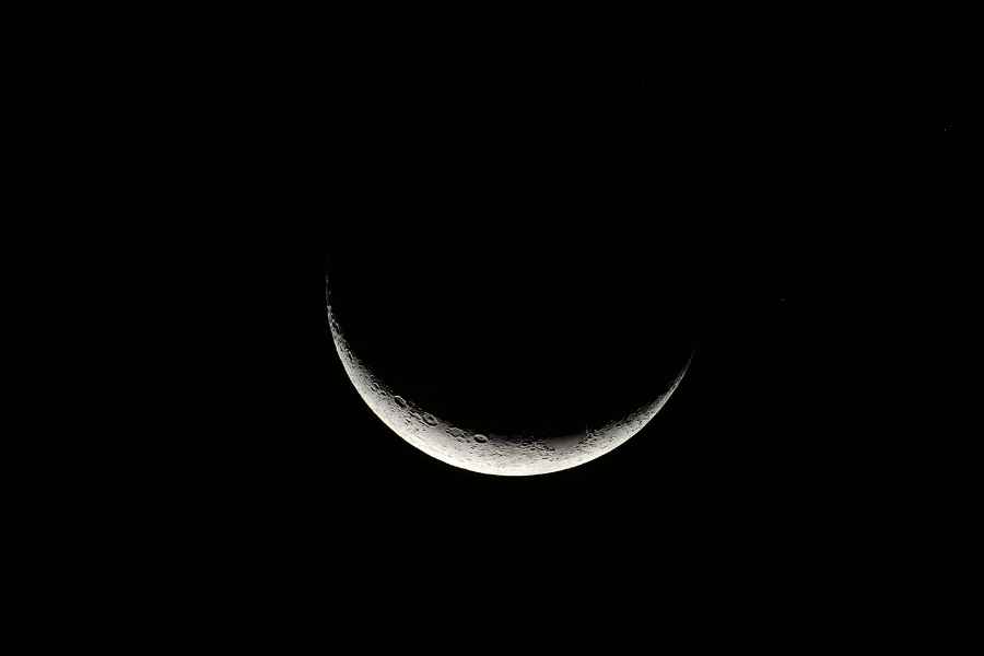 ¿Cuándo y a qué hora podrá verse la luna nueva de mayo 2026 en México