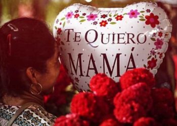 ¿Por qué se celebra el Día de las Madres el 10 de mayo en México