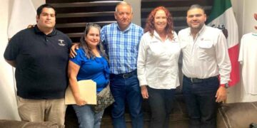 Acerca el ITAVU programas de vivienda a familias de Villa de Casas