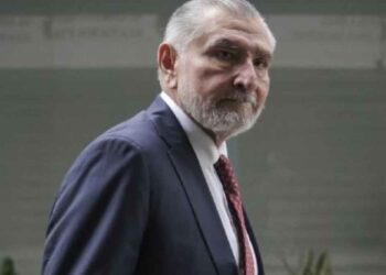 Adán Augusto visa