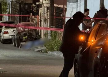 Adulto mayor fallece en plena vía pública en Santa Catarina, NL