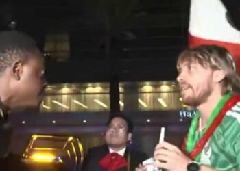 Aldo De Nigris y Abelito causan enojo de equipo de Sudáfrica tras serenata en CDMX