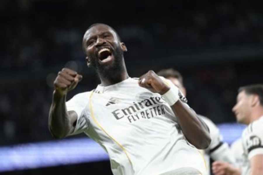 Antonio Rüdiger renueva su contrato con el Real Madrid hasta 2027