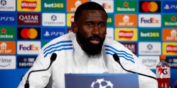 Antonio Rüdiger renueva su contrato con el Real Madrid hasta 2027