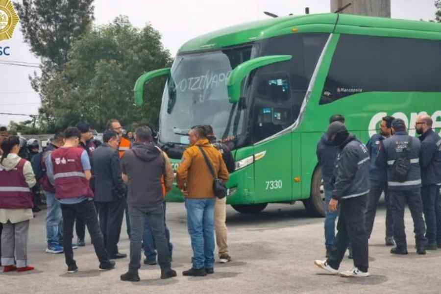 Aseguran 59 explosivos a maestros normalistas que se dirigían a Ciudad de México