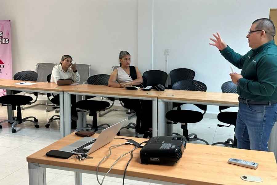 CANACO impulsa el liderazgo empresarial con capacitación en Nuevo Laredo, Tamaulipas