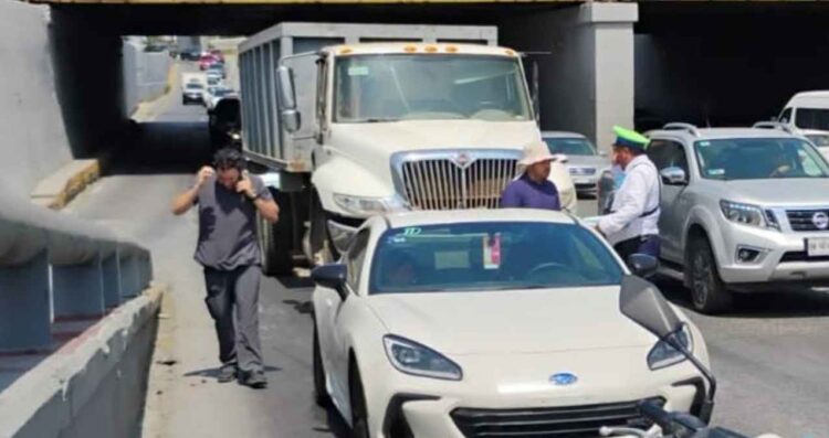 camión tres incidentes San Nicolás