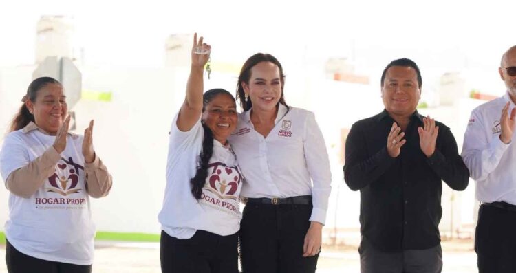 Carmen Lilia impulsa vivienda social para mujeres jefas de familia con el programa “Hogar Propio”