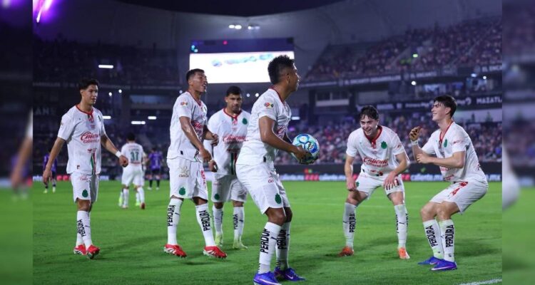 Chivas fichajes Apertura 2026