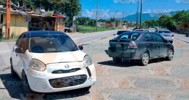Choque daños materiales Victoria