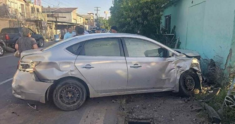 Choque en la colonia Guerrero en Nuevo Laredo