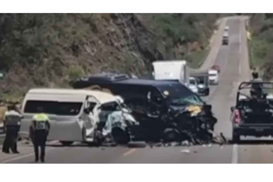 Choque frontal Tehuacán a Oaxaca (1)