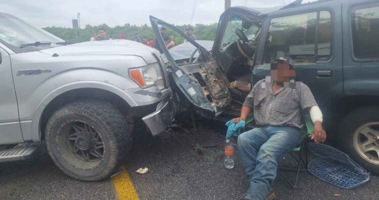 Choque lesionados en la Victoria a Llera