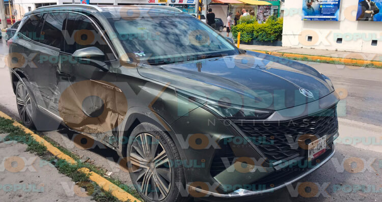 Choque por omisión de alto deja lesionados en Ciudad Victoria, Tamaulipas