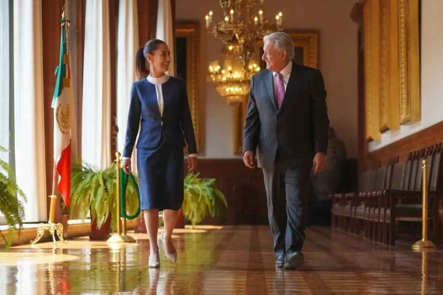Claudia Sheinbaum afirma estar tranquila y firme tras carta de AMLO