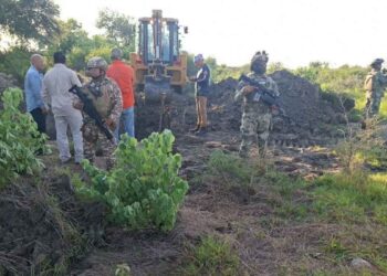 Clausuran dos tomas clandestinas de combustible en Altamira, Tamaulipas
