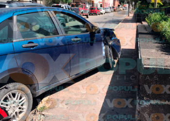 Conductor omite alto y provoca aparatoso choque en Ciudad Victoria, Tamaulipas